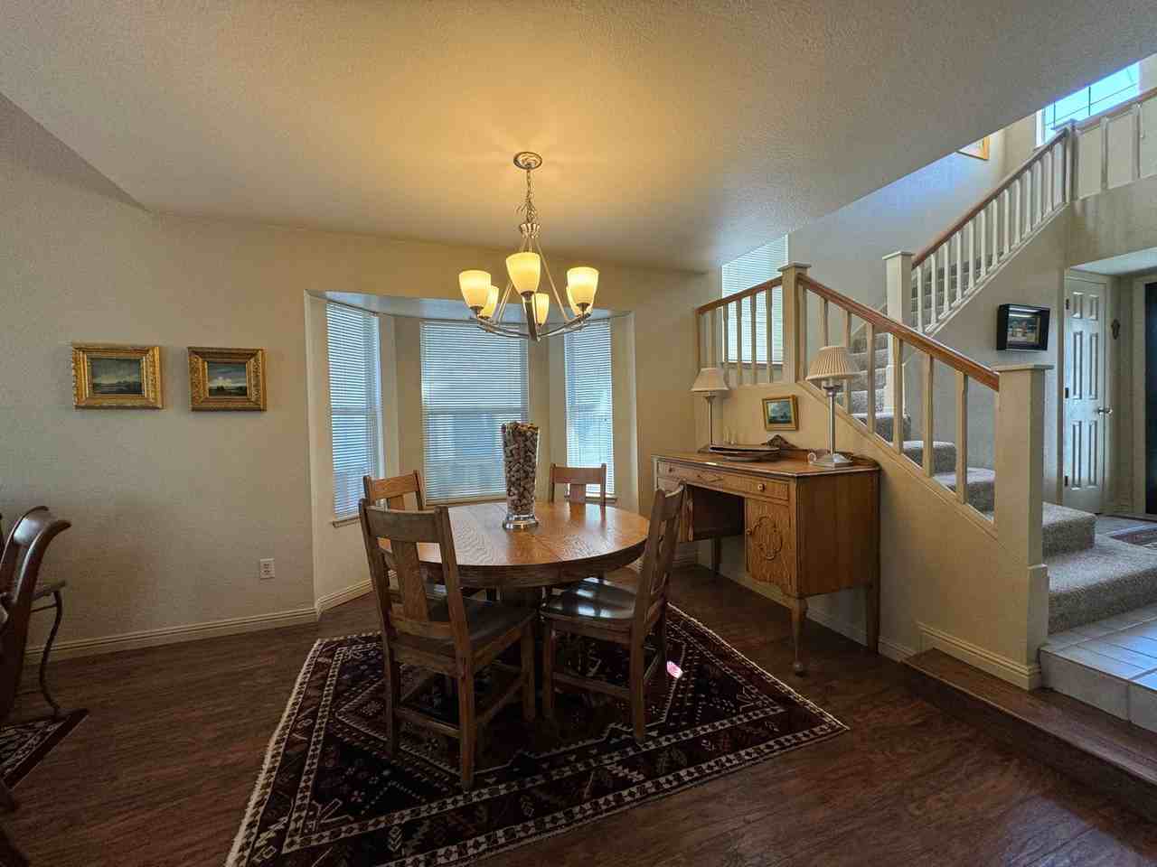 1951 Mountain Vista Way - Photo 4 of 13