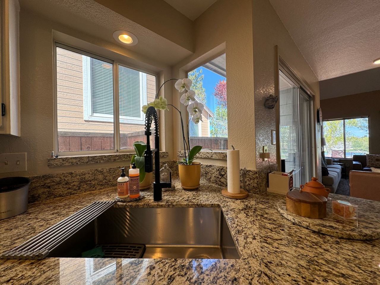 1951 Mountain Vista Way - Photo 7 of 13