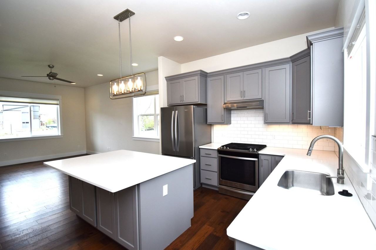 32 Locomotive Loop - Photo 3 of 19