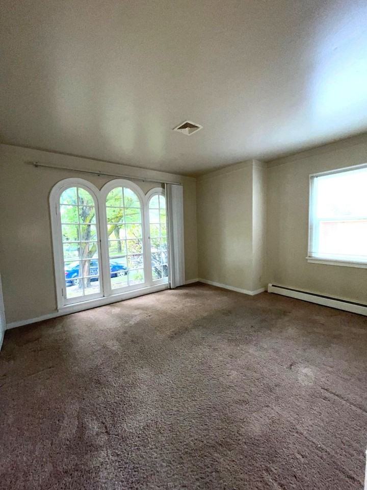 1945 High St Se - Photo 6 of 13