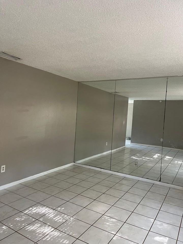 116 Paul Revere Rd - Photo 3 of 25