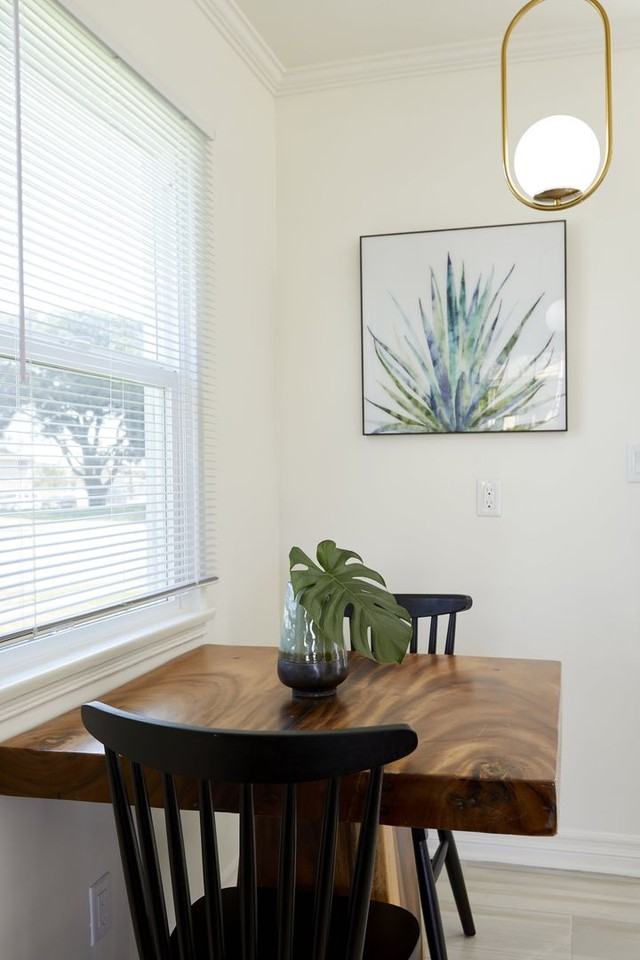 Kelton Title Corp. (Gardena Apartments) - Photo 7 of 20