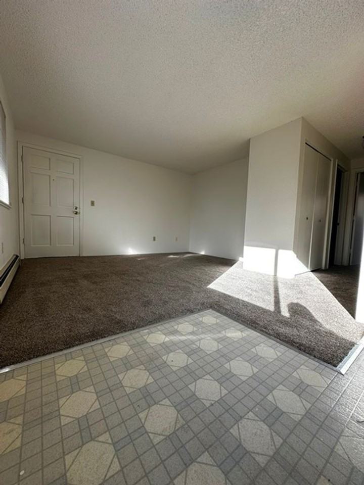 S. Williams Ave. 104 - Photo 2 of 11
