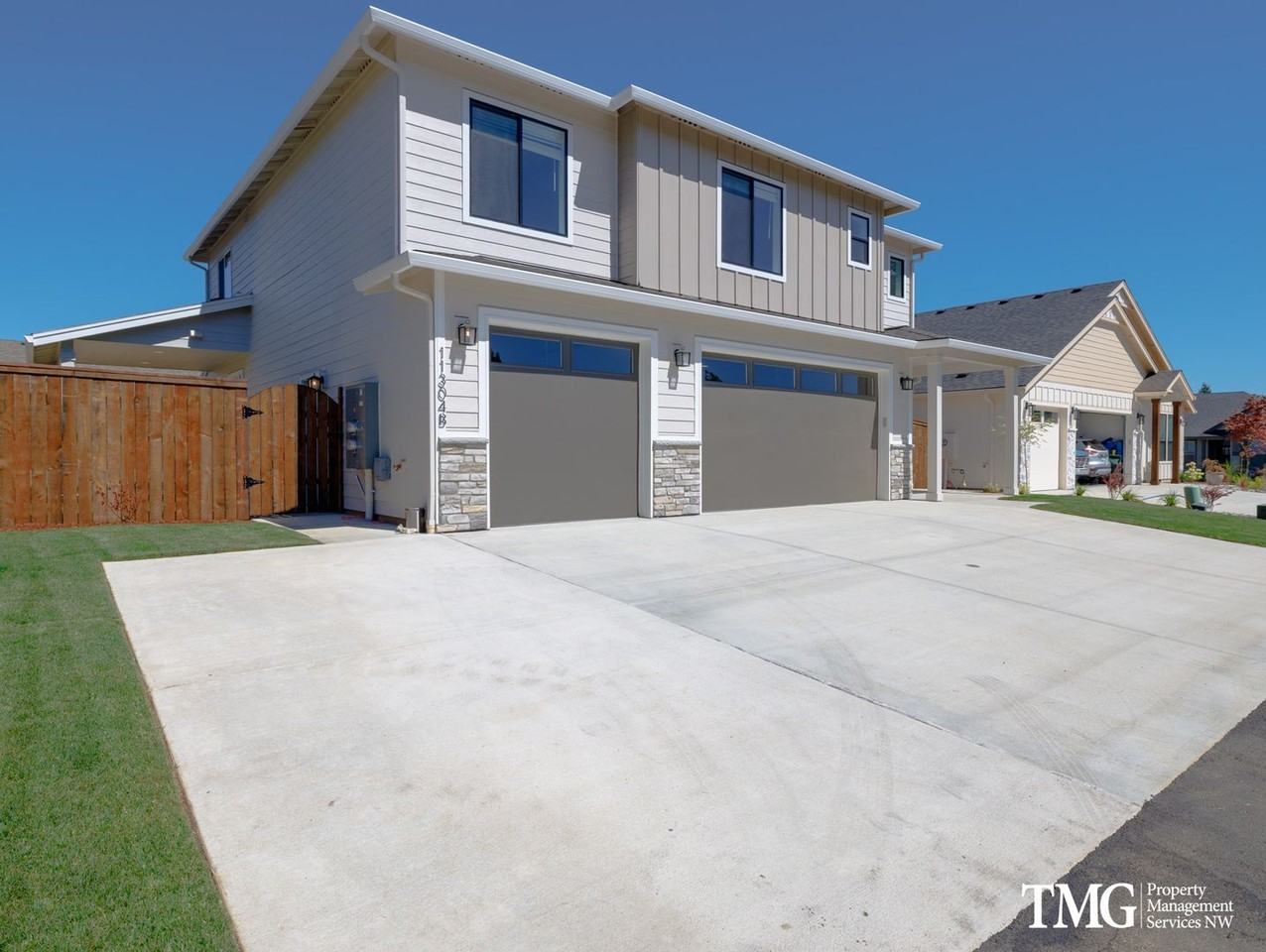 11304 Nw 19th Ave - Photo 3 of 31