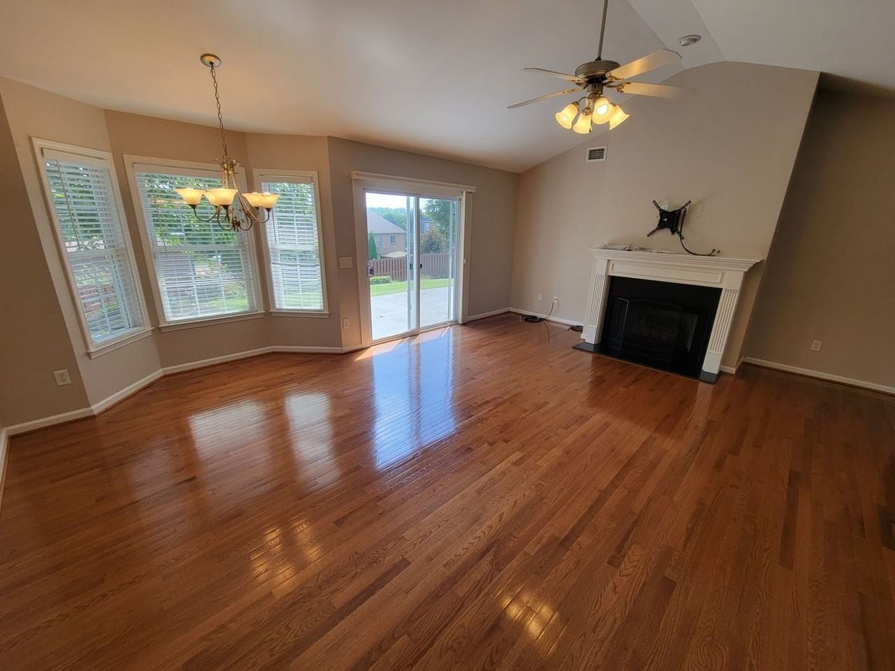 104 Stone Cottage Dr - Photo 7 of 15