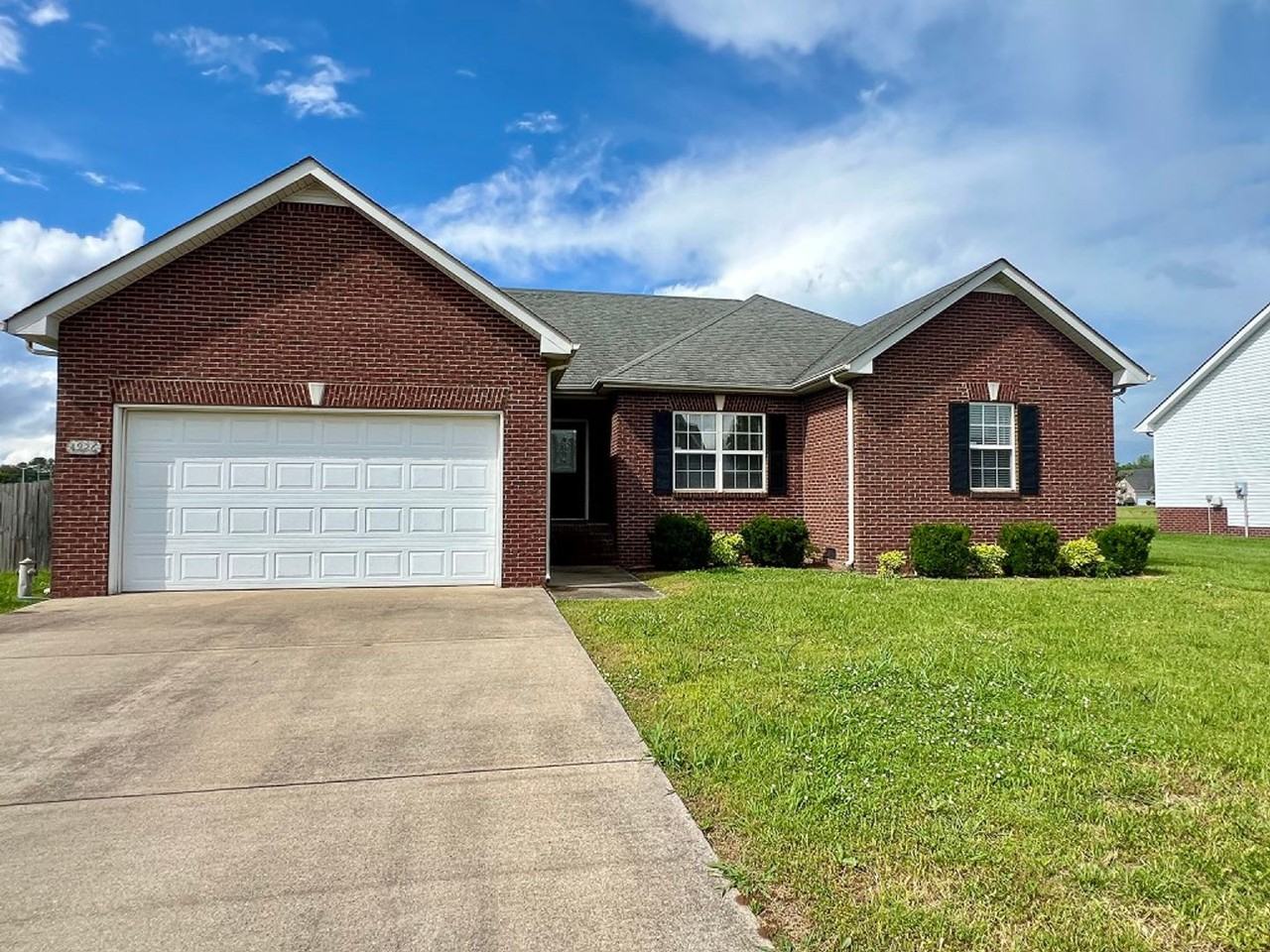 4926 Pillar Dr - Photo 2 of 30
