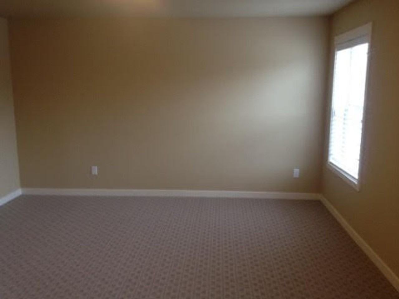 3510 Hepburn St Ne - Photo 6 of 10
