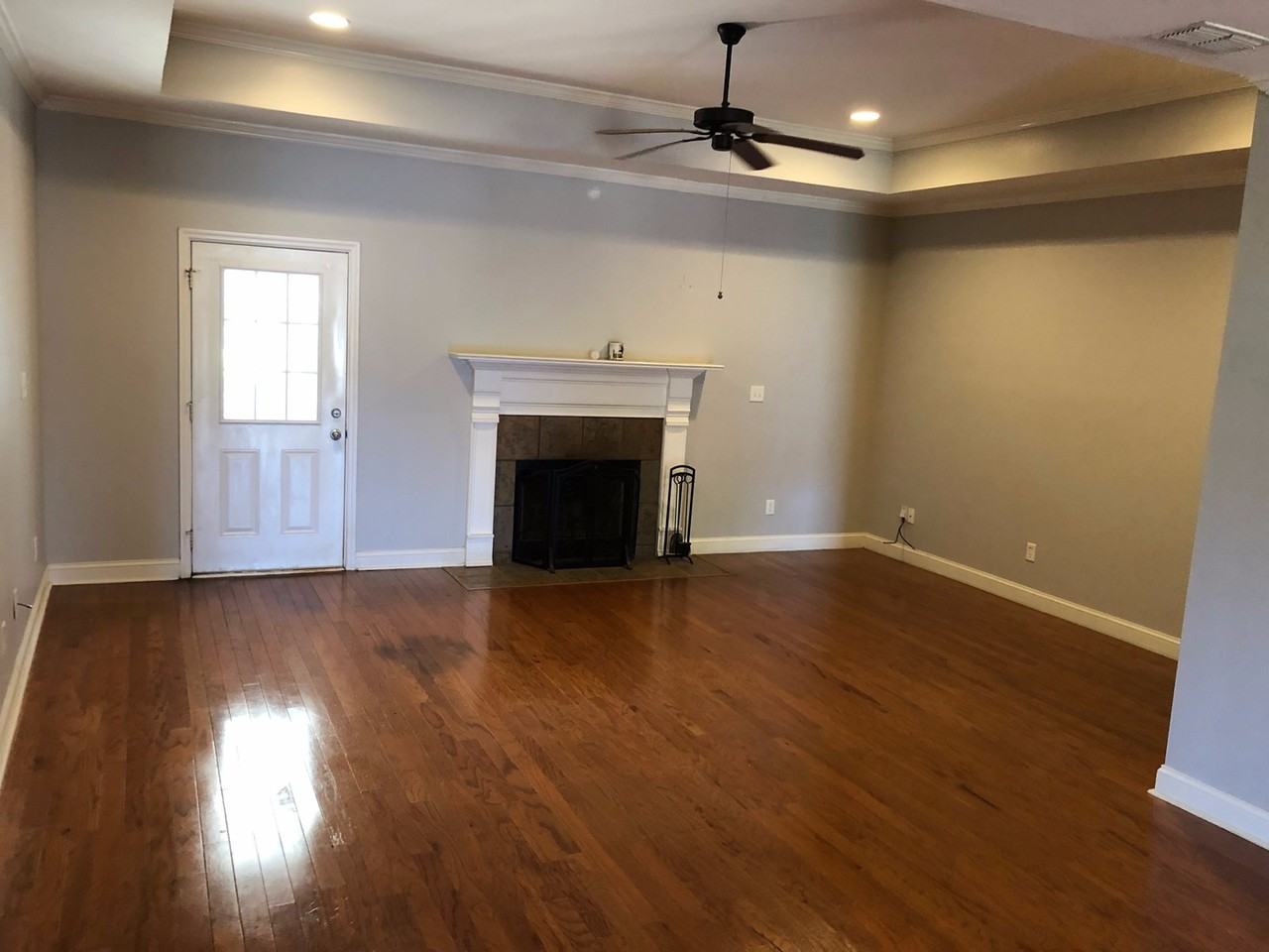 127 Chesapeake Ct - Photo 2 of 11
