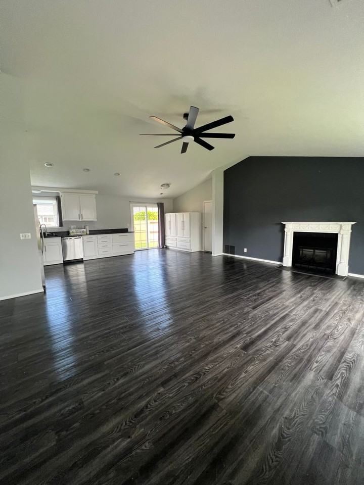 1081 Nelson Way - Photo 2 of 14