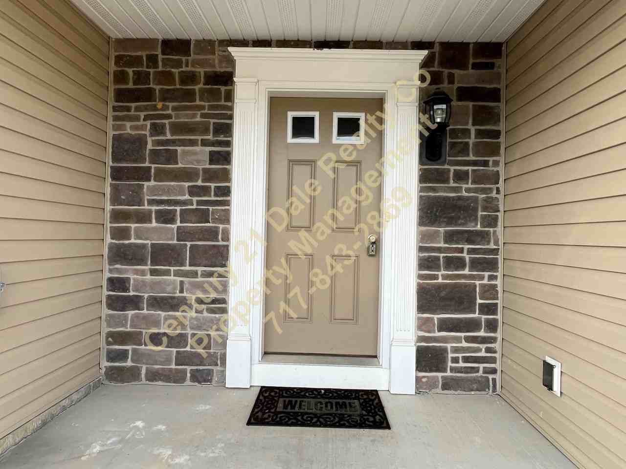 128 W South St - Photo 2 of 34