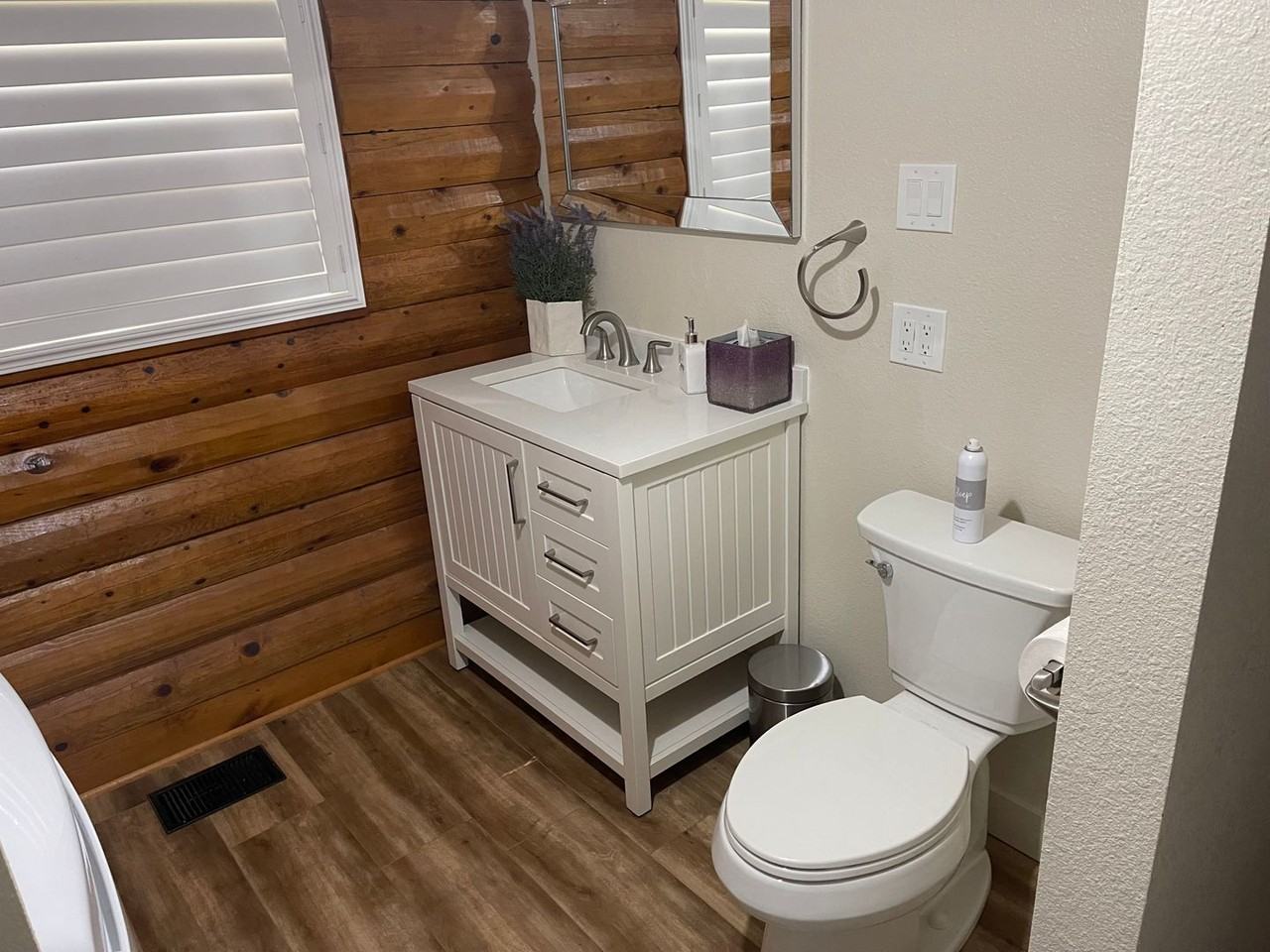 6150 Llano Rd - Photo 3 of 13