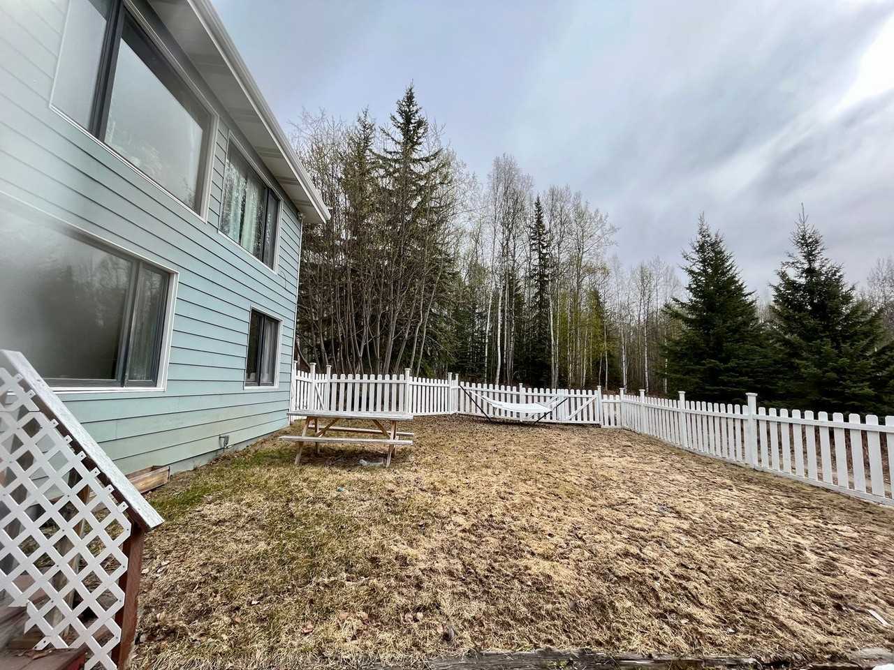 1764 Pine Ridge Dr - Photo 2 of 14