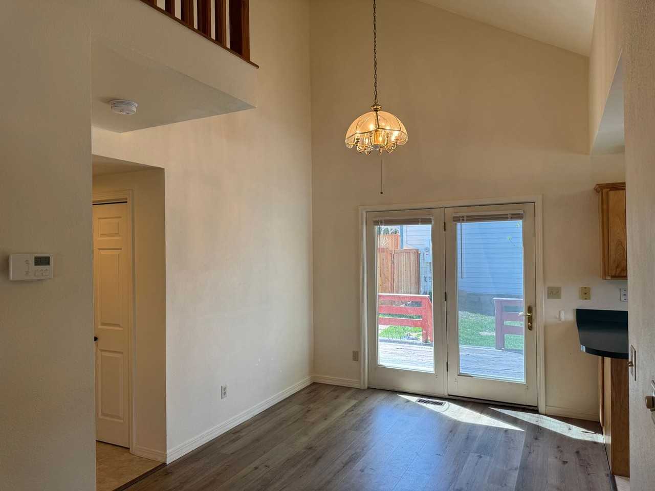 201 Grandview Way #A - Photo 5 of 30