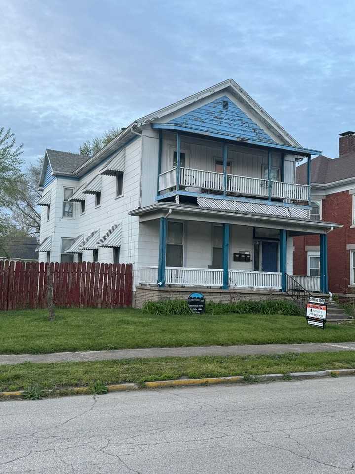 223 Harrison St. - Photo 2 of 10