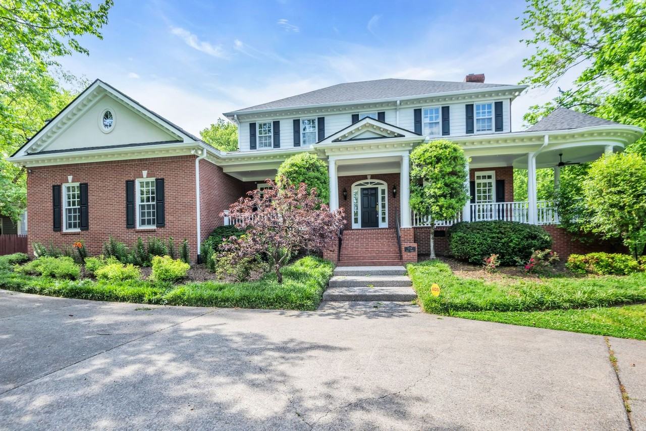 1006 Falls Ave - Photo 3 of 39