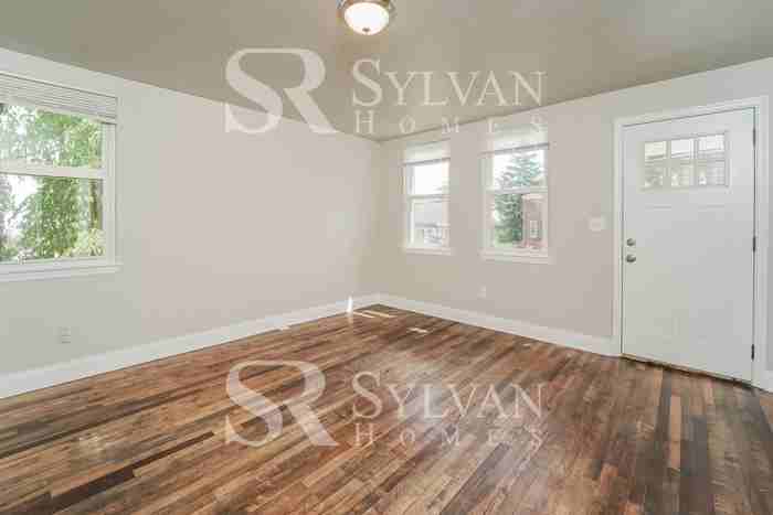 1674 Yakona Rd - Photo 3 of 15