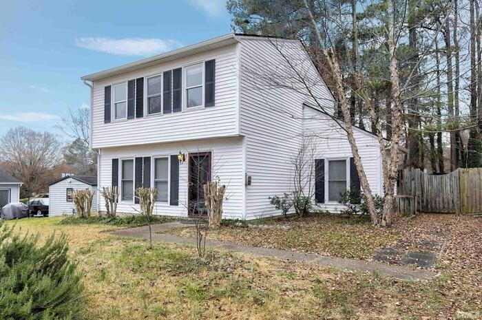 5 Parkridge Ct - Photo 2 of 37