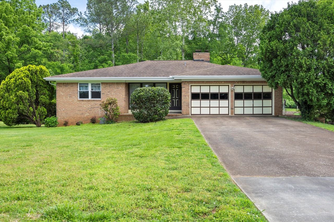 9518 Heathwood Dr #NA - Photo 2 of 21