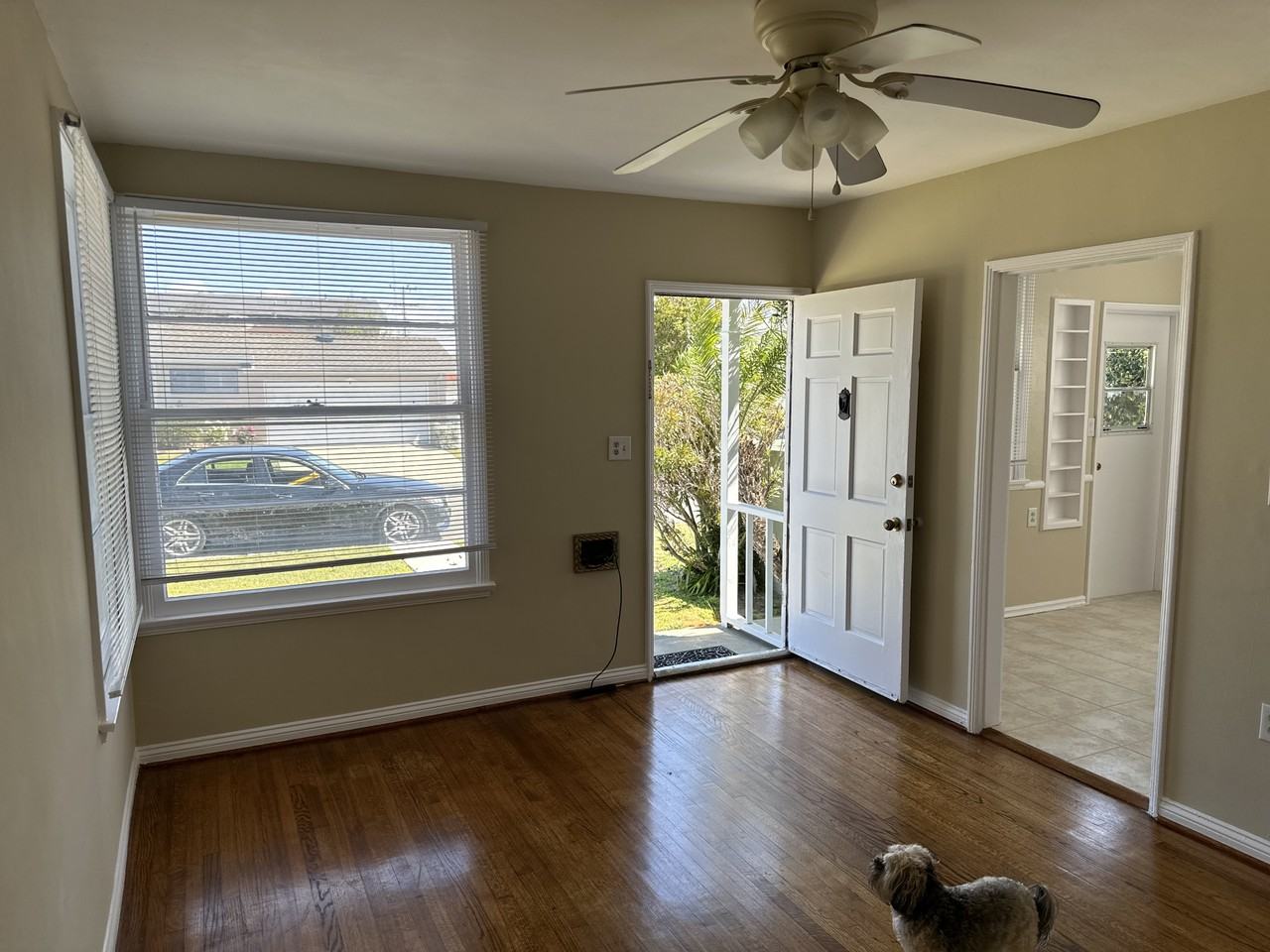 2204 Cabrillo Ave #C - Photo 2 of 18