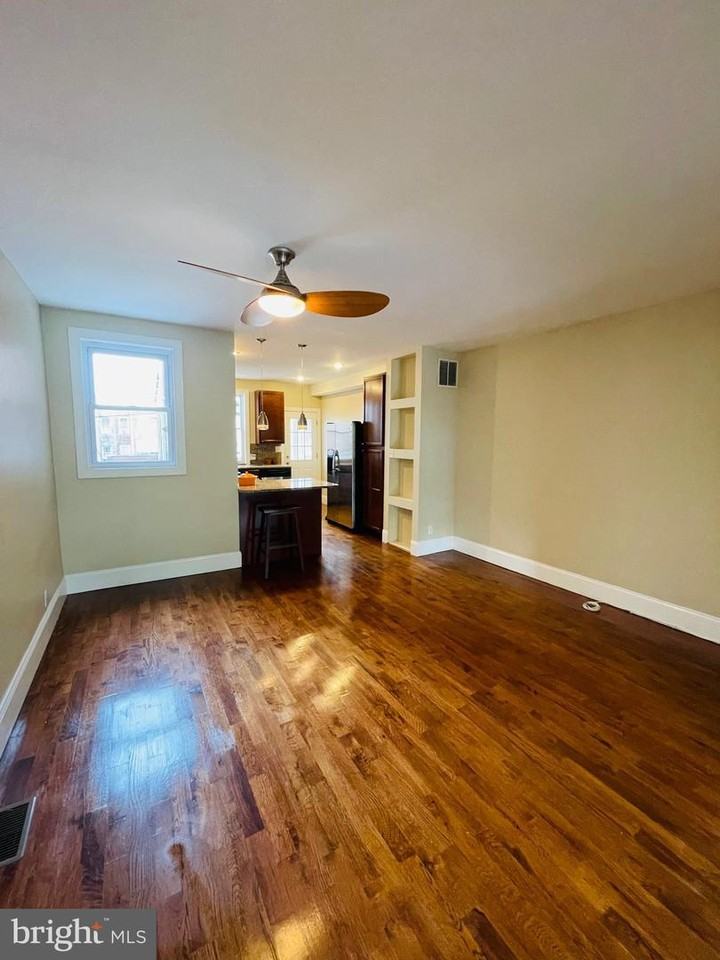 418 Bonsal St #NA - Photo 3 of 16