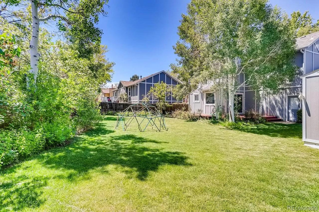 1152 Aberdeen Dr #NA - Photo 3 of 22