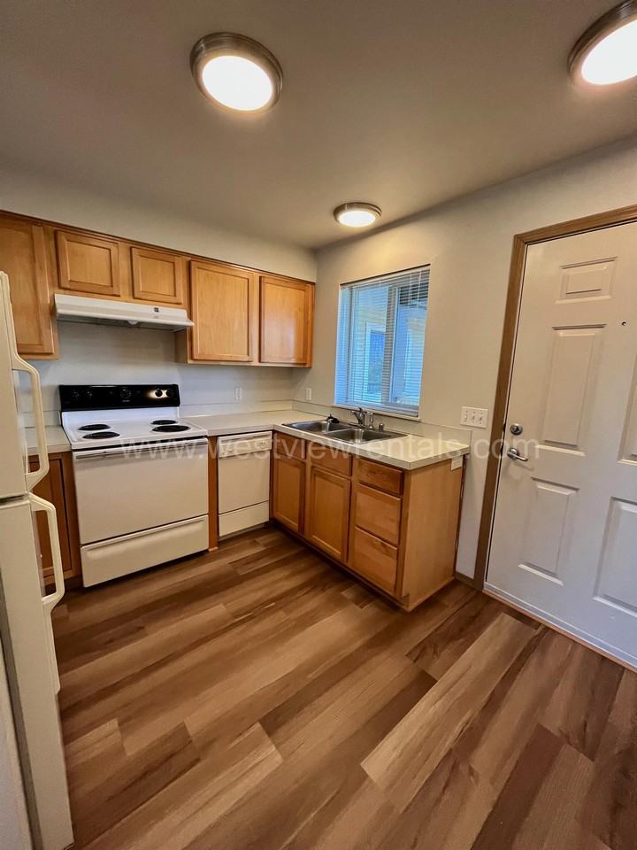 139 Prince Ave #139PR305 - Photo 3 of 23