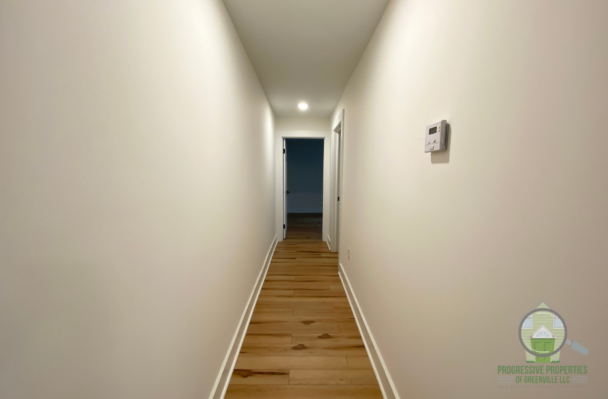 201 N Washington Ave #B - Photo 4 of 11
