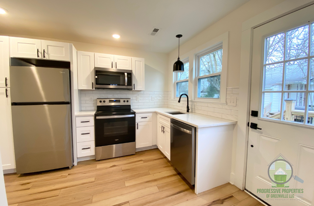 201 N Washington Ave #B - Photo 7 of 11