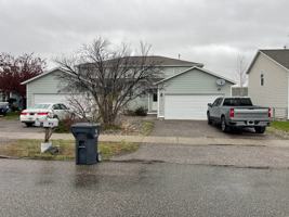featured image of 913 Cardinal Dr #A