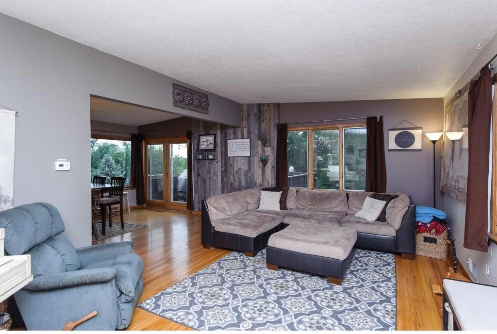 430 21st Ave Sw #1 - Photo 4 of 40