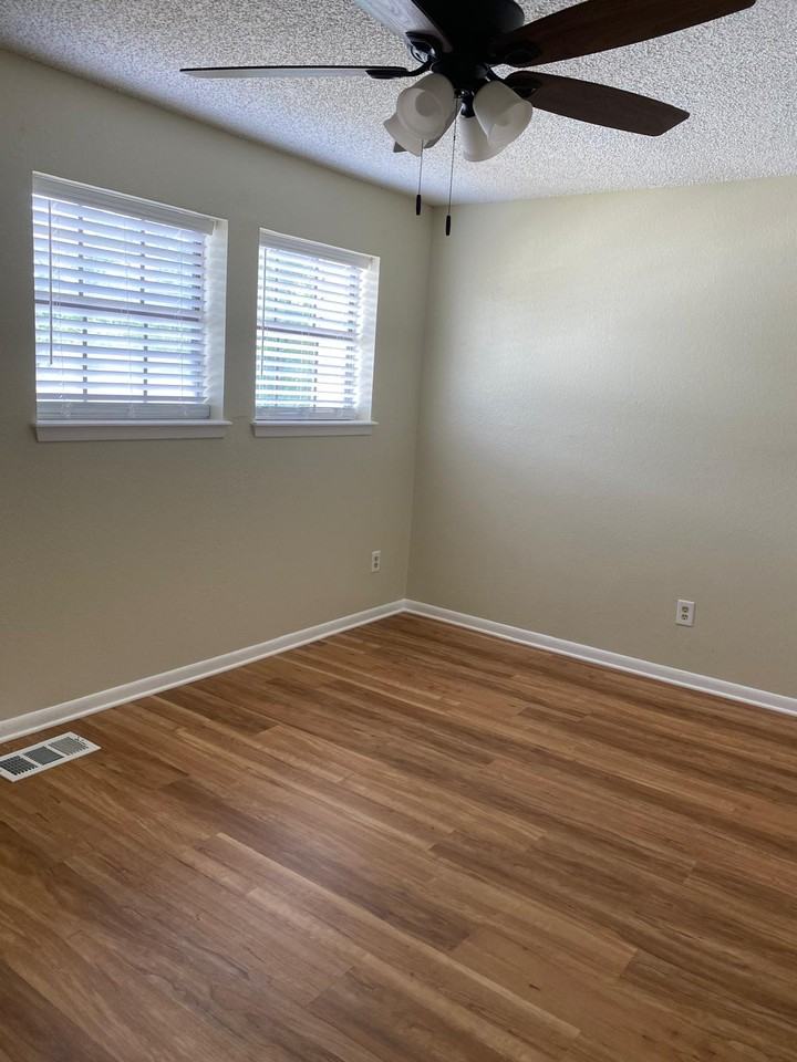 9 Serendipity Ln #9 - Photo 6 of 10