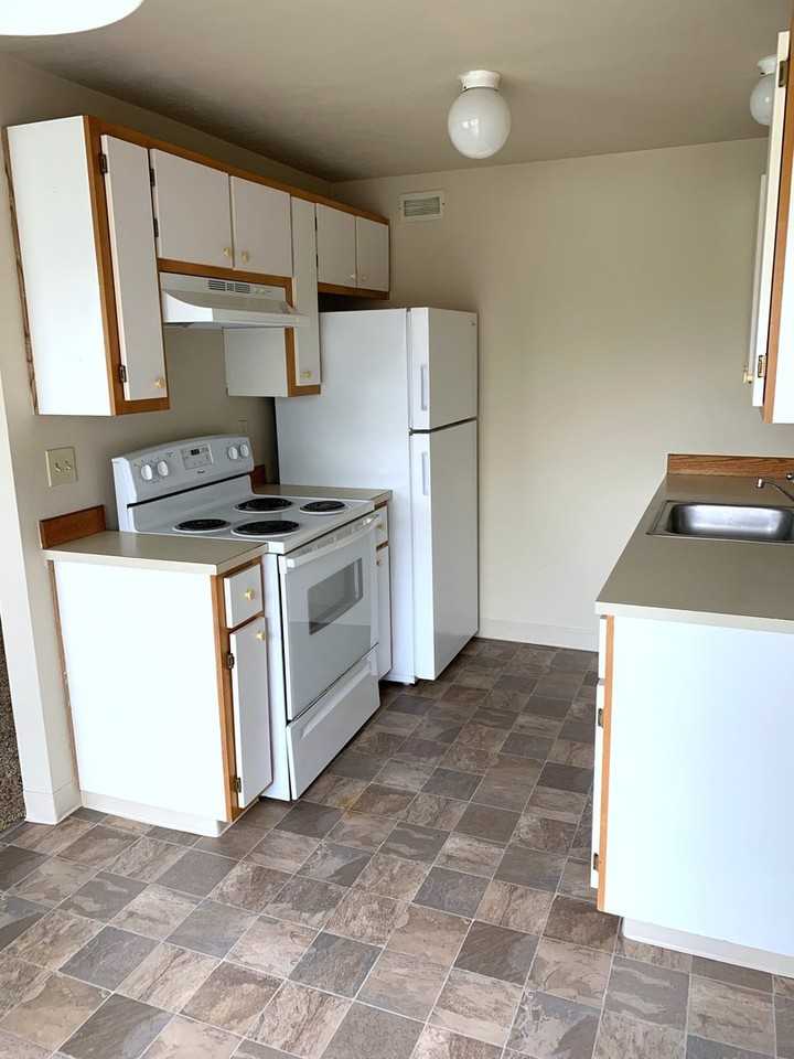 Chestnut Village - Photo 5 of 46