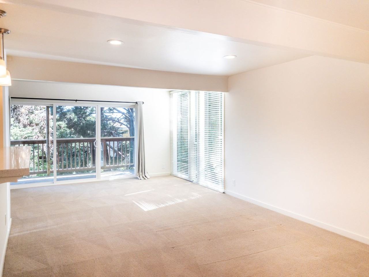 98 Rodeo Ave - Photo 2 of 24