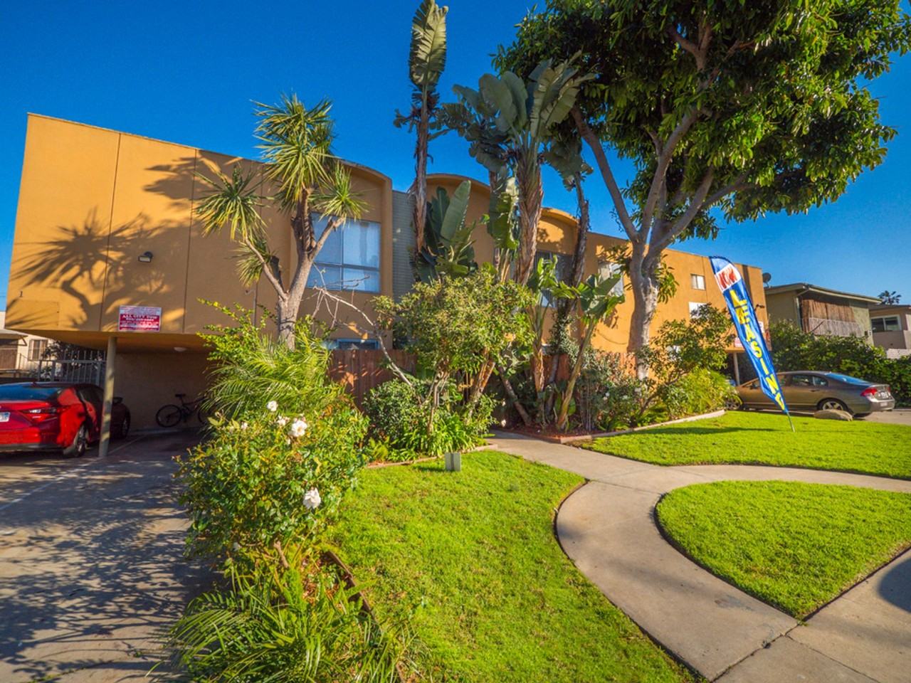 2010 S. Garth Ave. - Photo 2 of 5