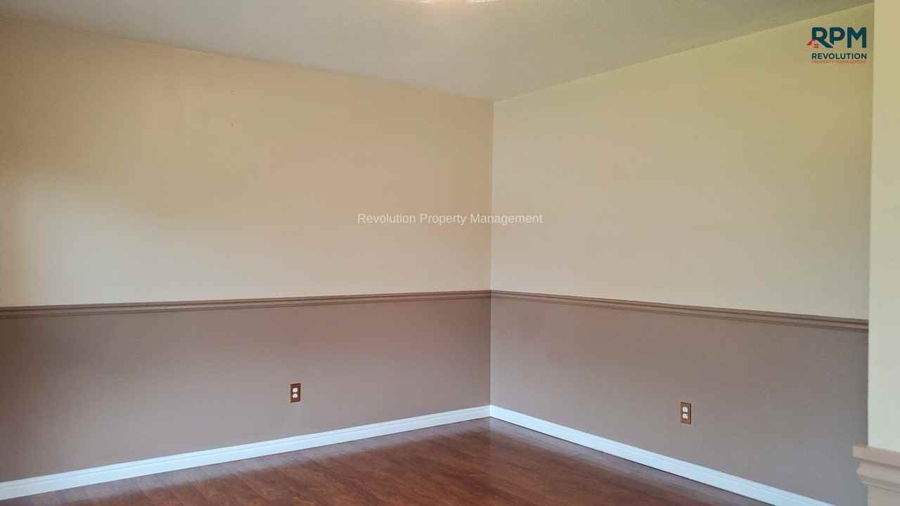 1921 W 150 N - Photo 2 of 16