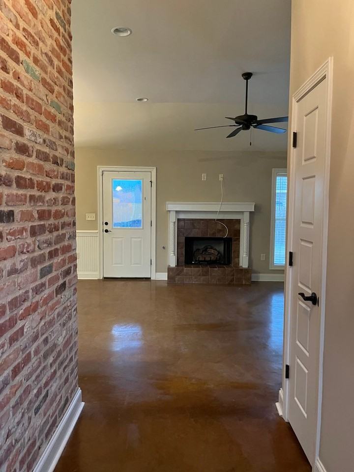 221 Greenfield Ridge Dr - Photo 5 of 19