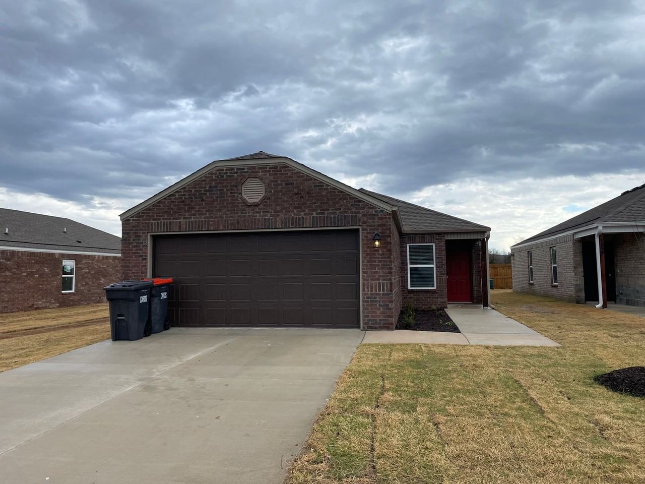 1815 Loveland St - Photo 4 of 18