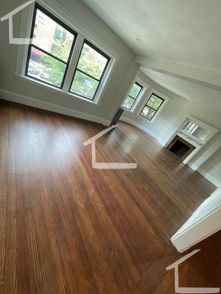 1855 Beacon St - Photo 5 of 30