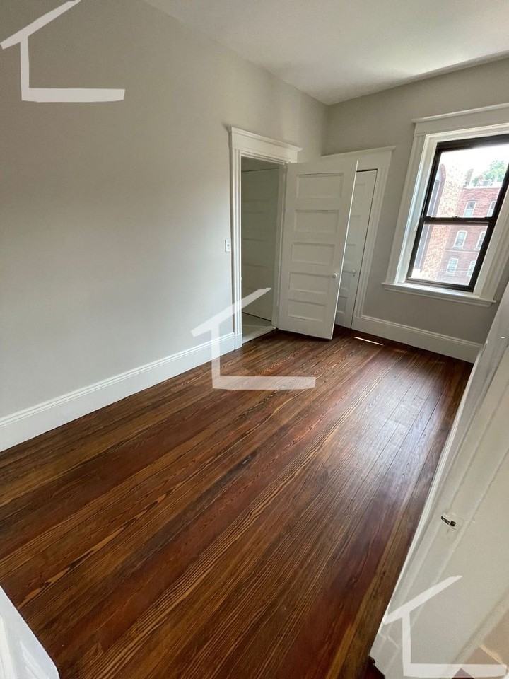 1855 Beacon St - Photo 7 of 30