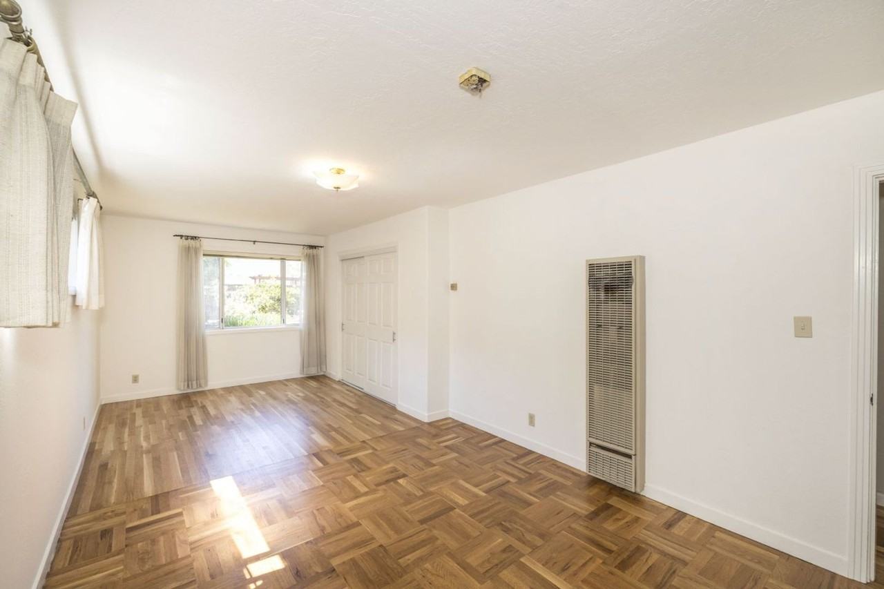 3254 Bryant St - Photo 6 of 13