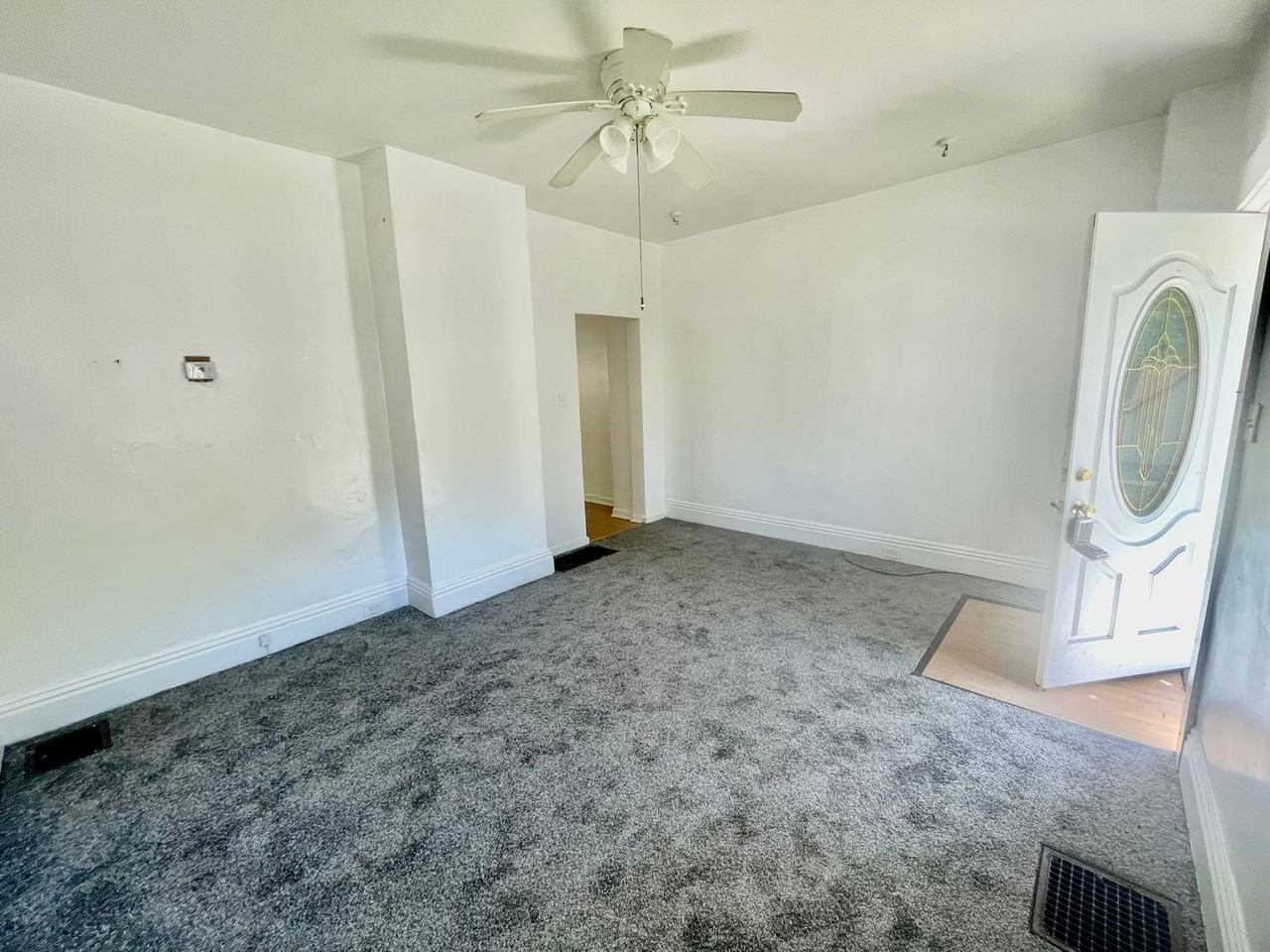 520 Glenn St - Photo 4 of 16