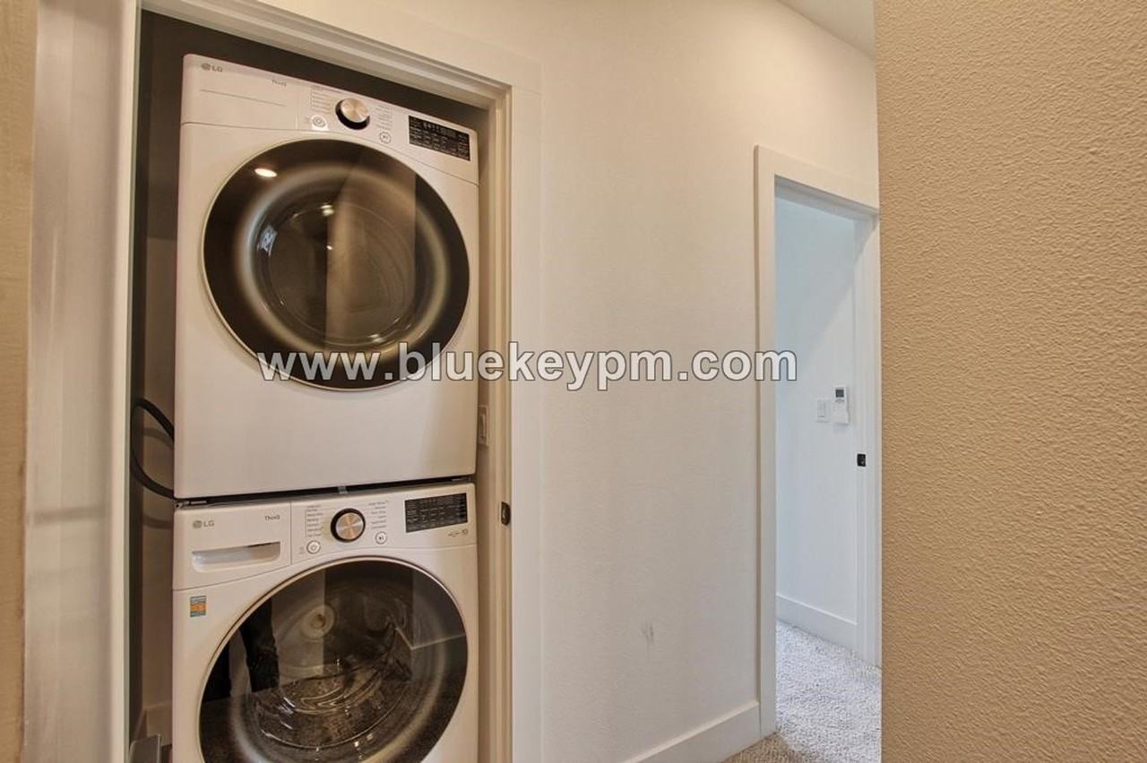 3356 N Russet St - Photo 6 of 12