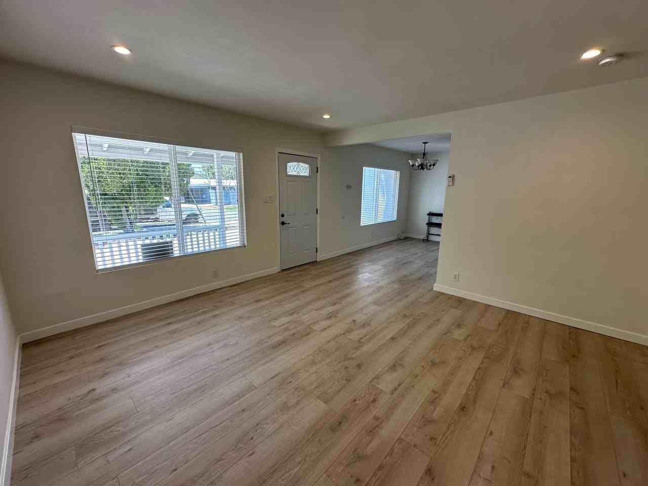 7000 Glade Ave - Photo 2 of 22