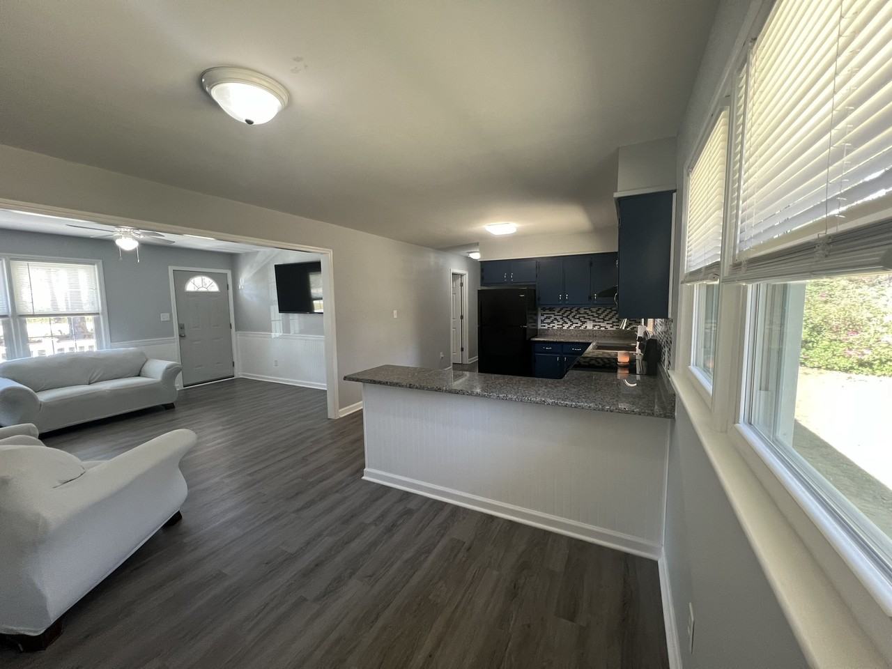 1042 Ramsey Rd - Photo 3 of 47