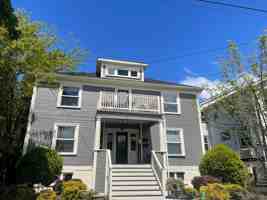 featured image of 443 Ne San Rafael St