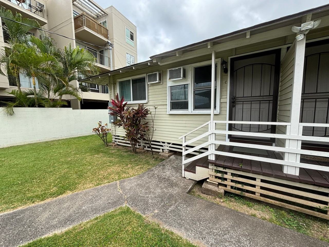 719 Wailepo Pl - Photo 2 of 13