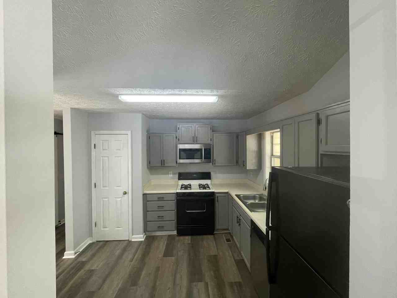 3890 Nowlin Rd Nw #NA - Photo 6 of 13