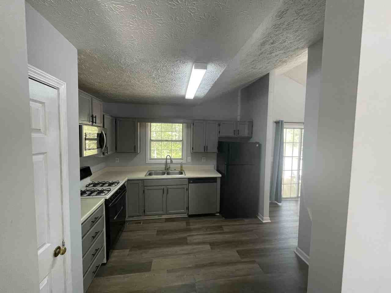 3890 Nowlin Rd Nw #NA - Photo 6 of 13