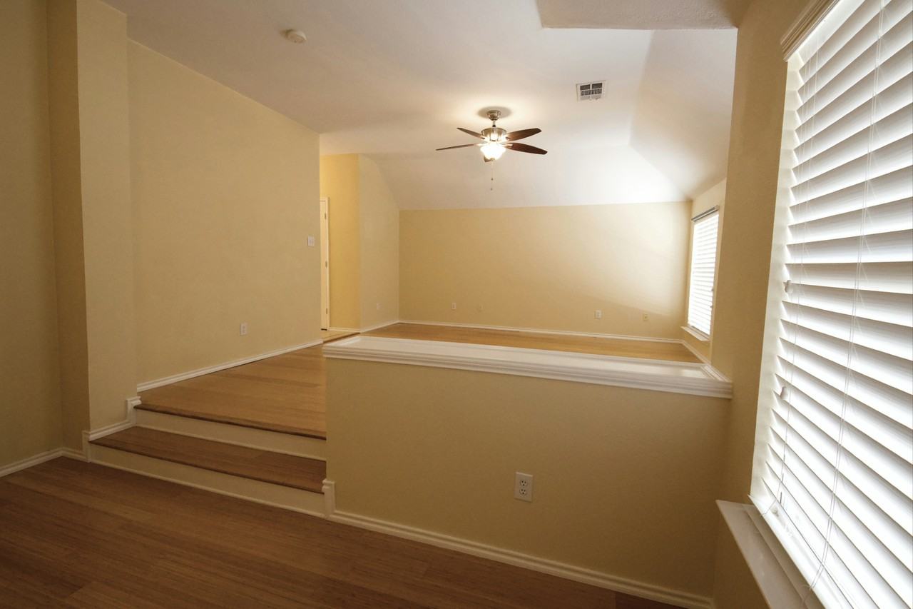 11288 Pagewynne Dr #NA - Photo 5 of 22