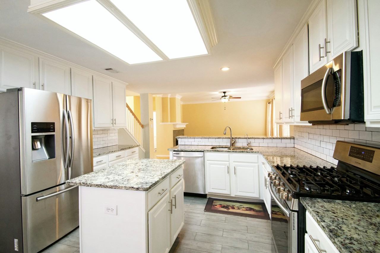 11288 Pagewynne Dr #NA - Photo 6 of 22